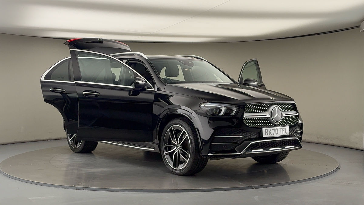 More views of Mercedes-Benz GLE