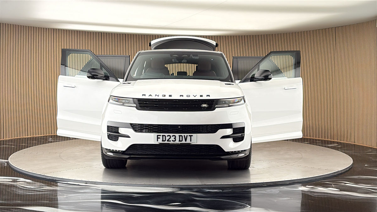 More views of Land Rover Range Rover Sport