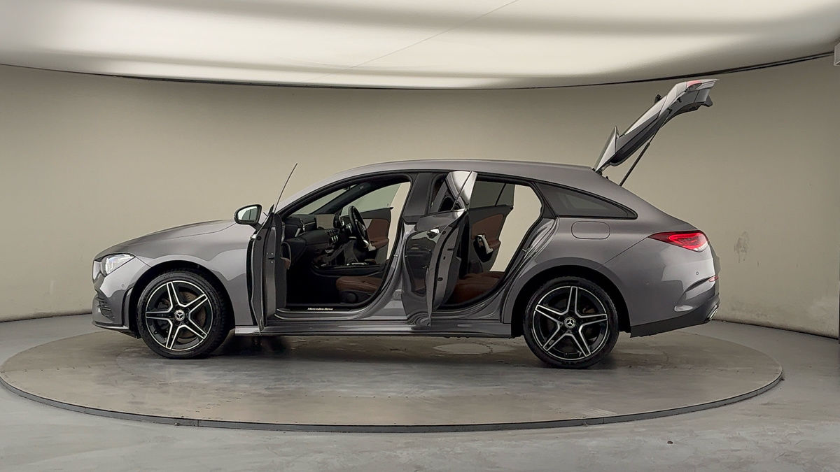 More views of Mercedes-Benz CLA