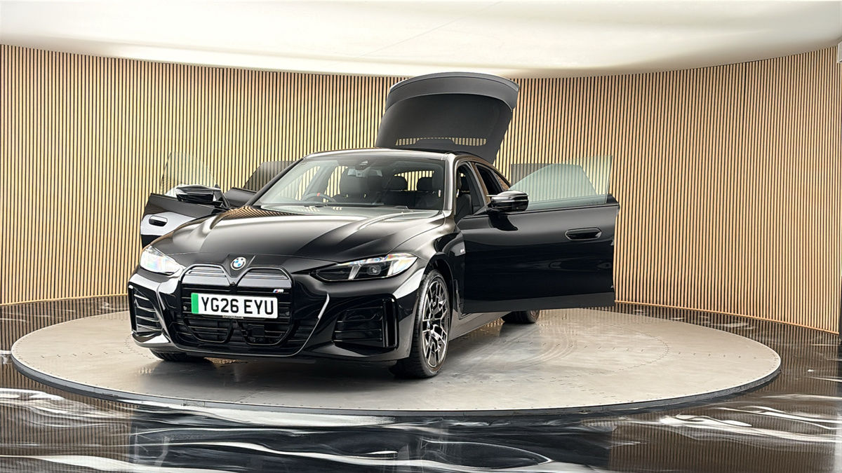 More views of BMW i4