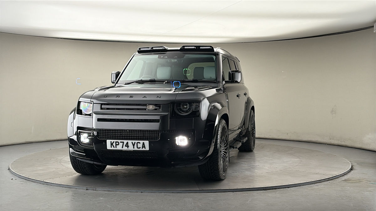 More views of Land Rover Defender 110