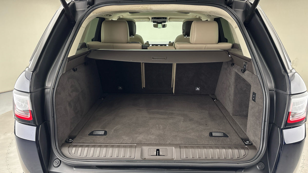 Land Rover Range Rover Sport Image 11