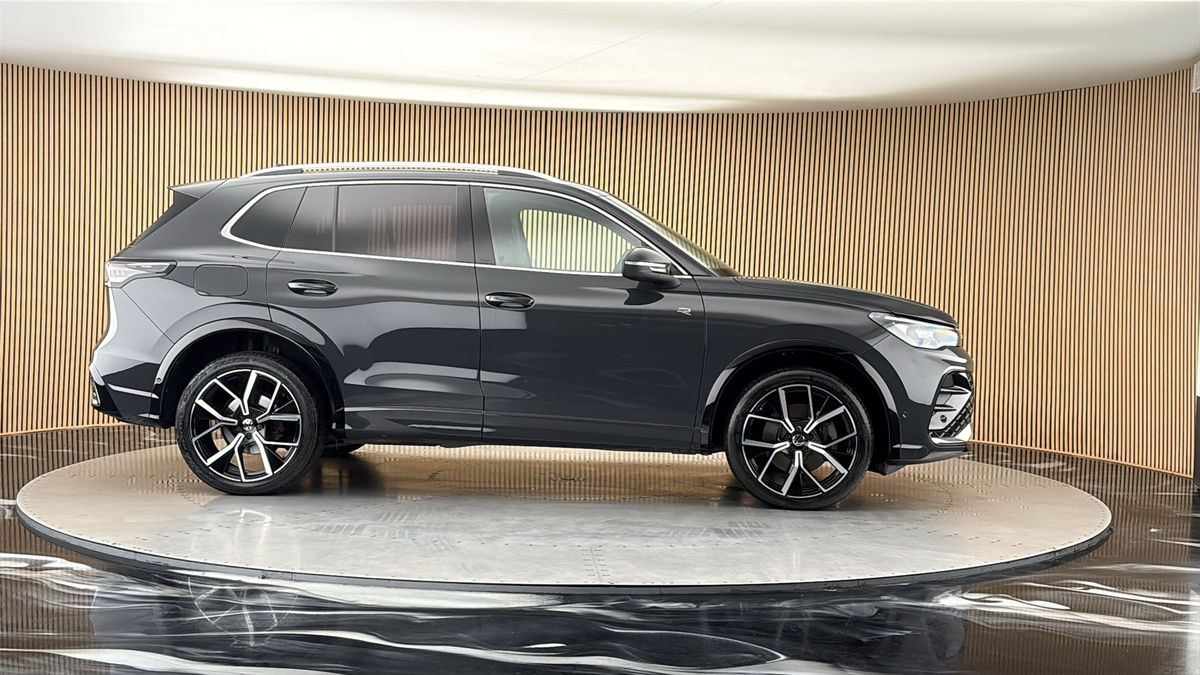 More views of Volkswagen Tiguan