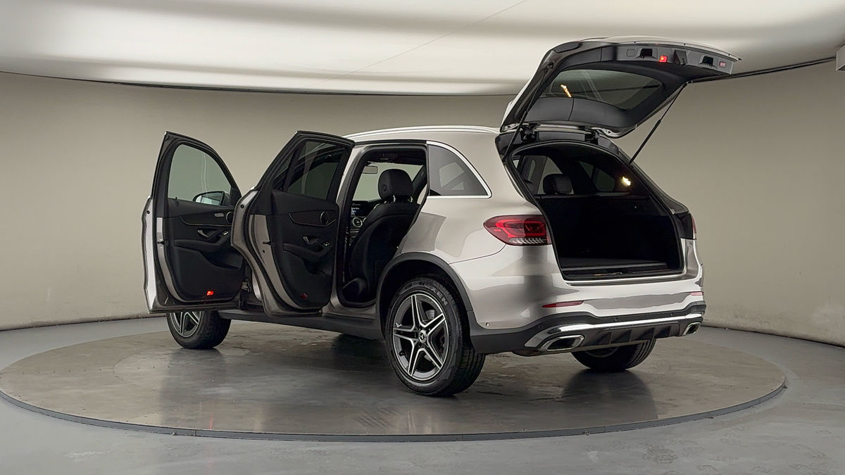 More views of Mercedes-Benz GLC