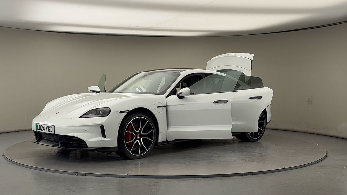 Porsche Taycan Image 23