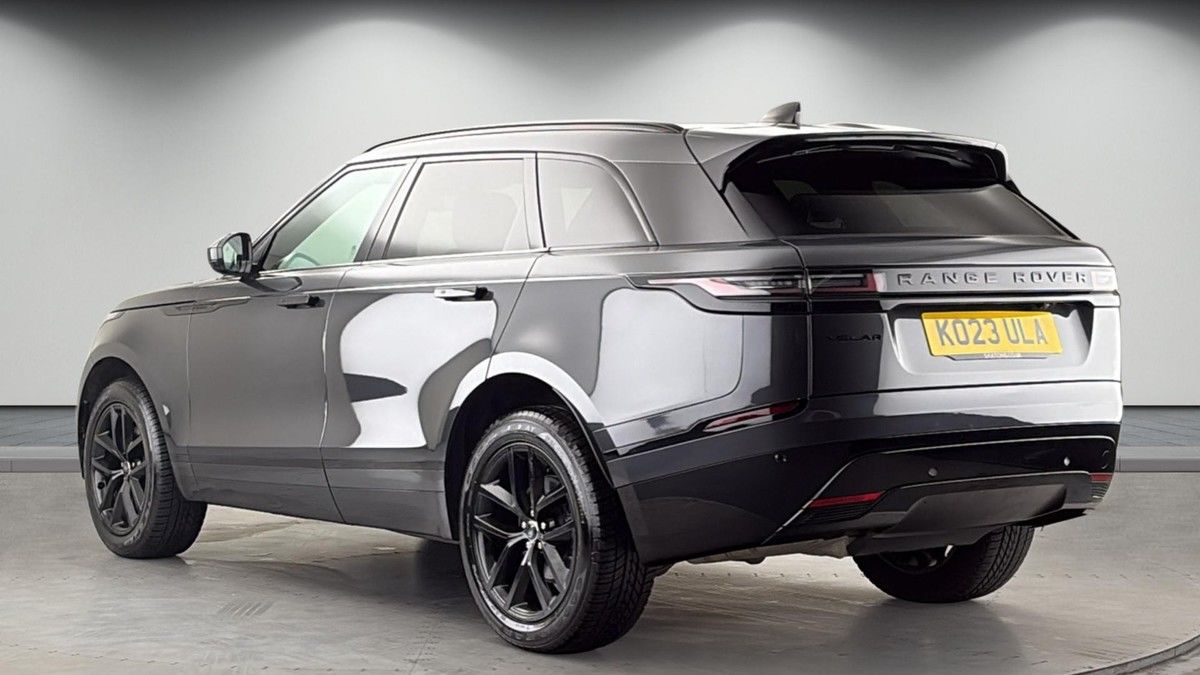 Land Rover Range Rover Velar Image 2
