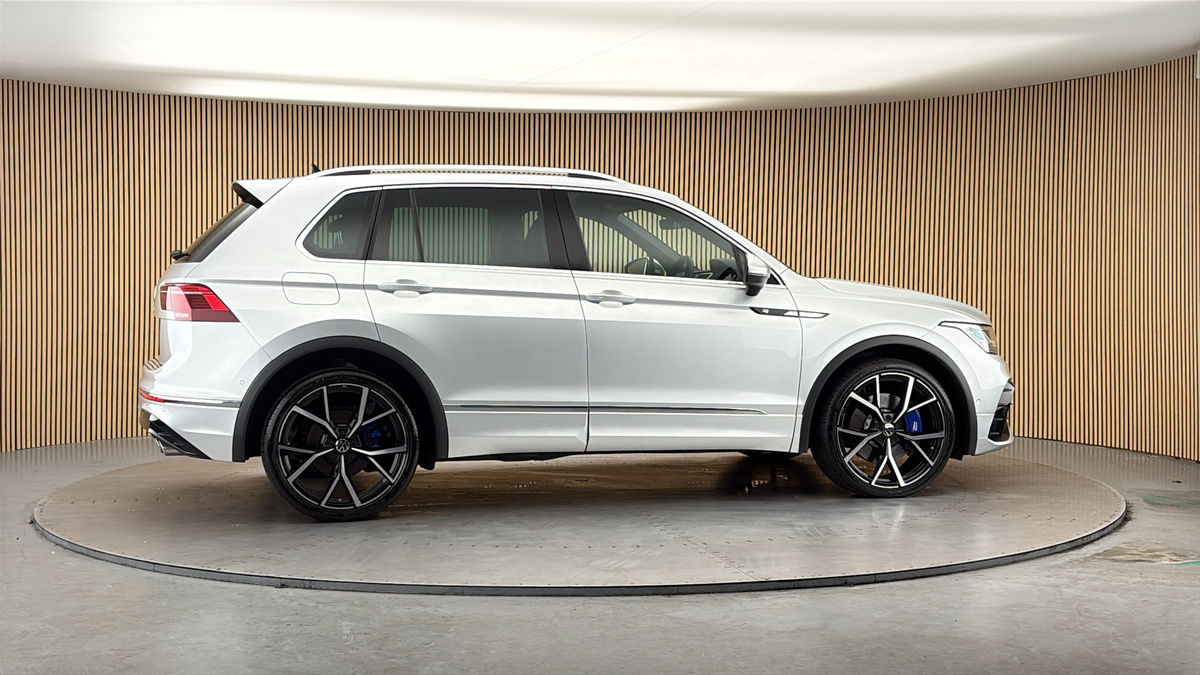 More views of Volkswagen Tiguan
