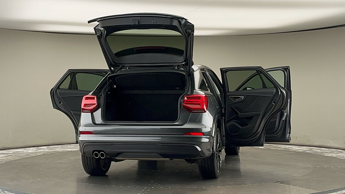 More views of Audi Q2