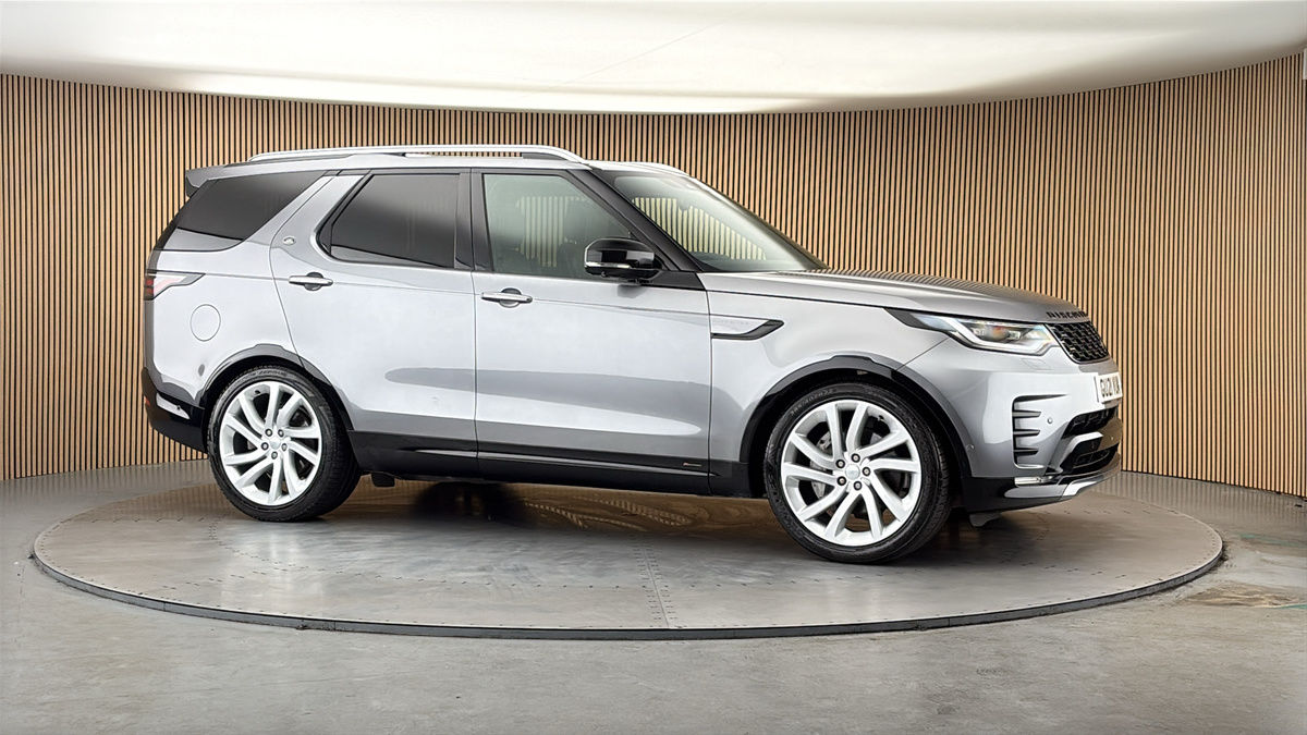 More views of Land Rover Discovery
