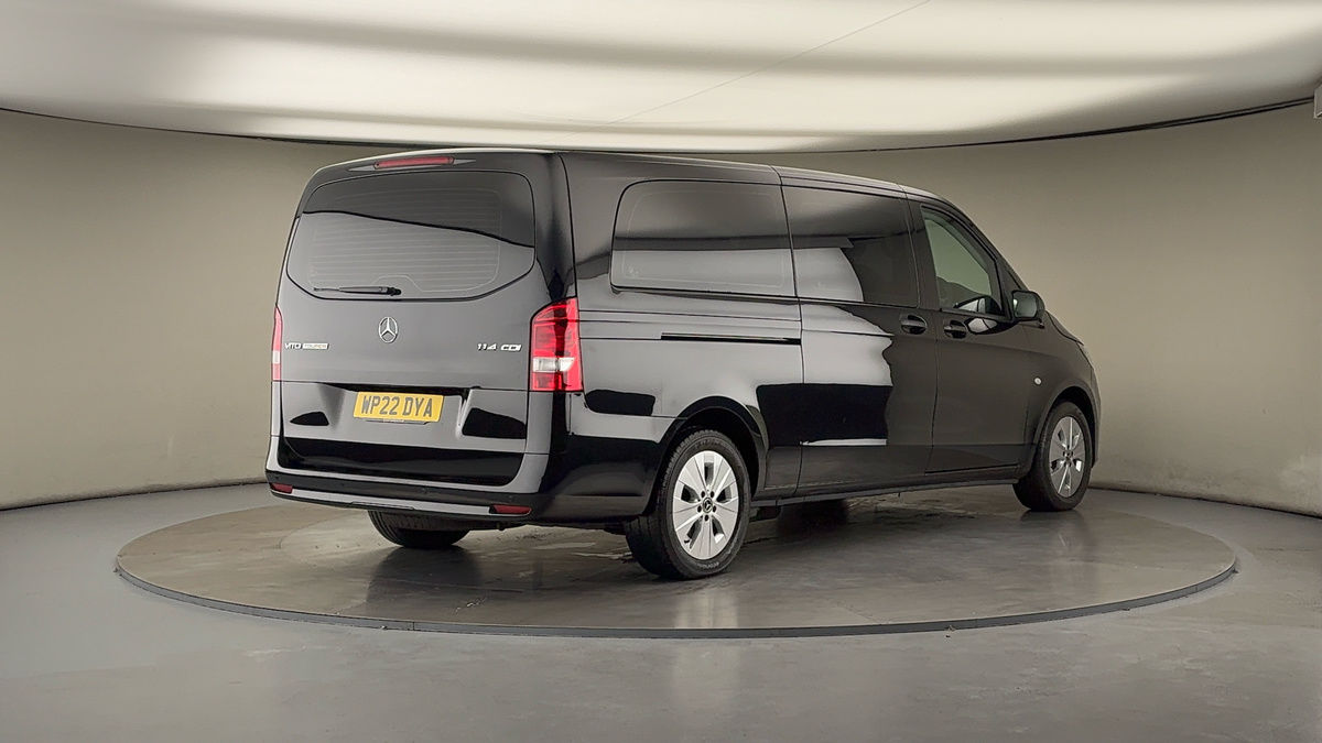 More views of Mercedes-Benz Vito