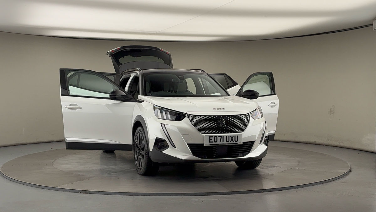 More views of Peugeot E-2008