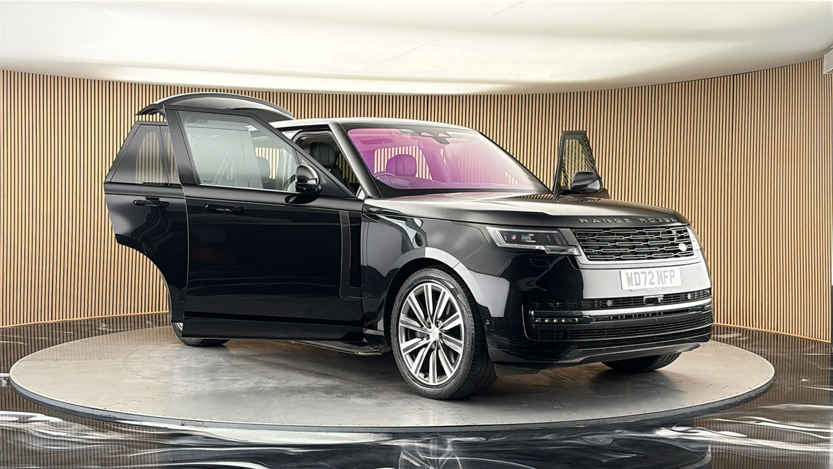 More views of Land Rover Range Rover