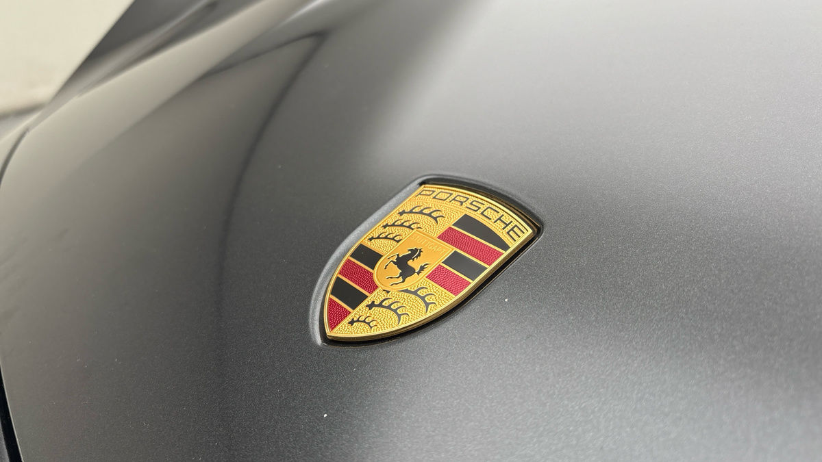 Porsche Taycan Image 24