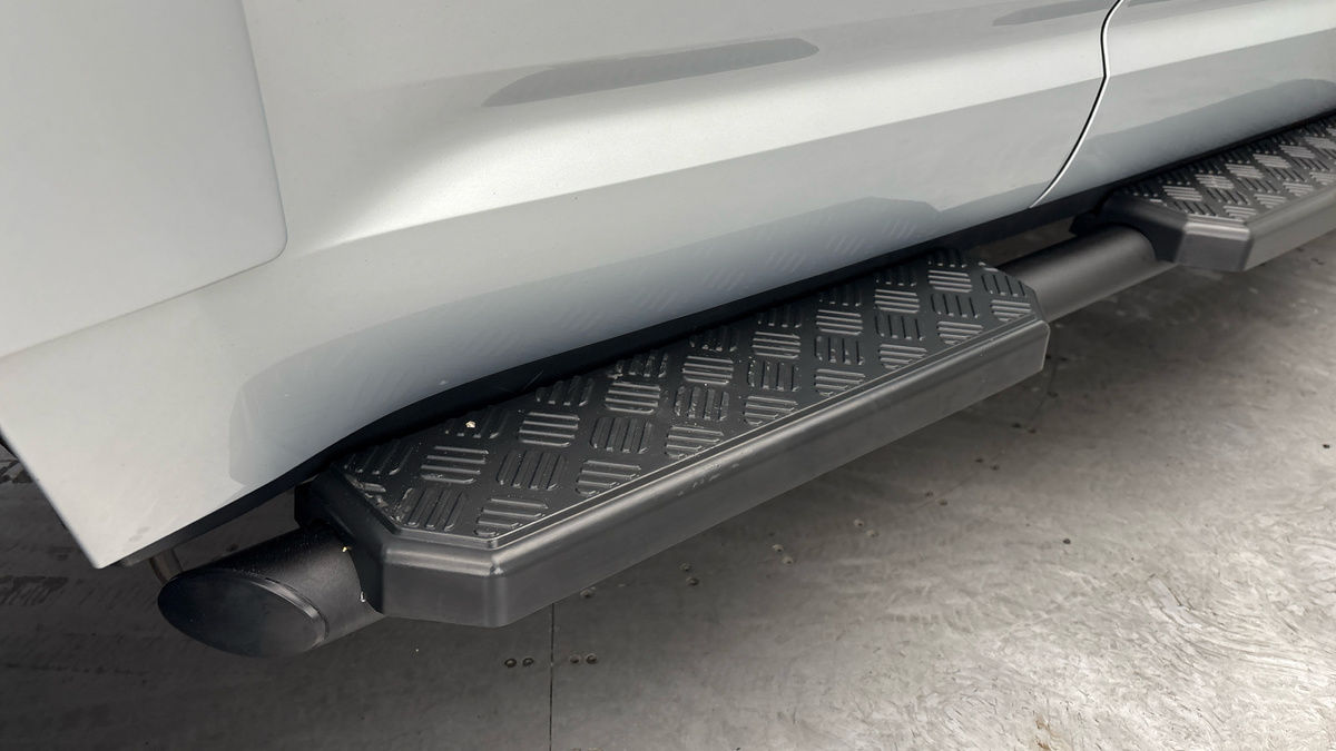 Land Rover Defender 110 Urban Image 26