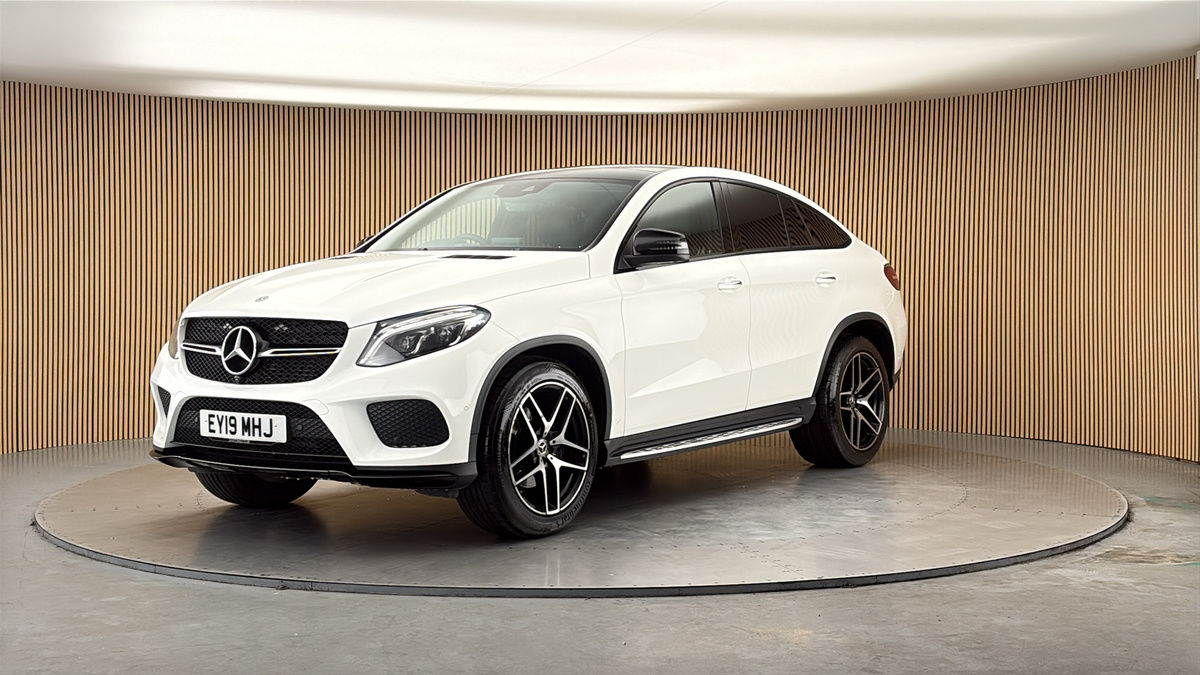 More views of Mercedes-Benz GLE