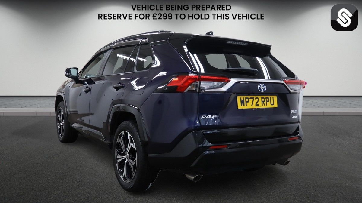 Toyota RAV4 Image 3
