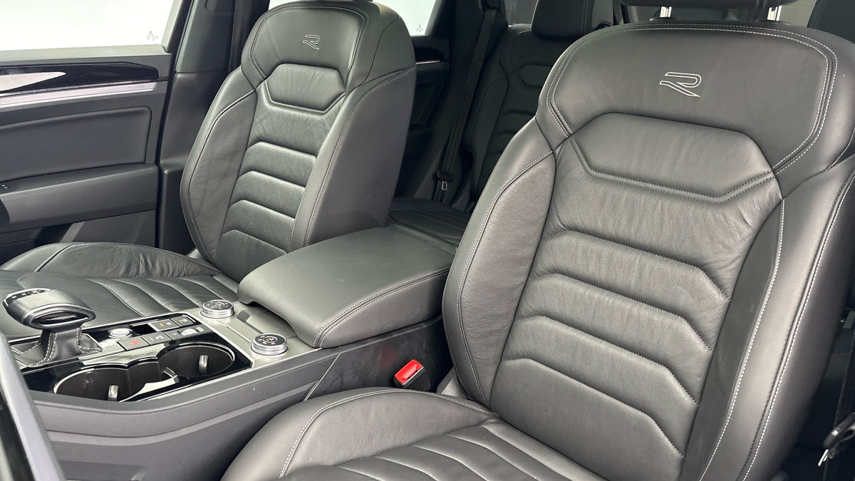 Volkswagen Touareg Image 7