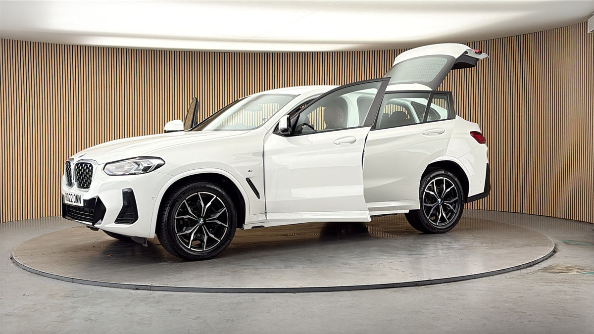 More views of BMW X4