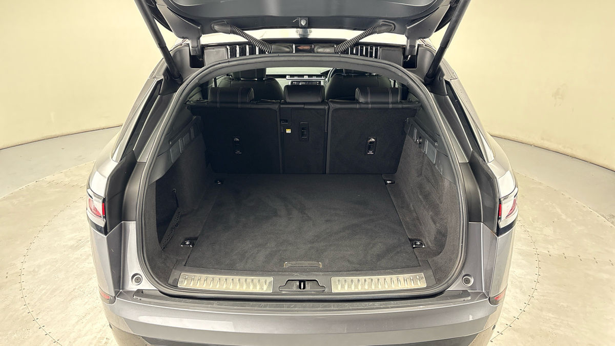 Land Rover Range Rover Velar Image 11
