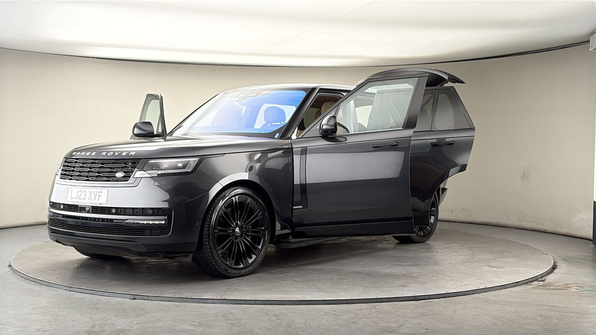 More views of Land Rover Range Rover