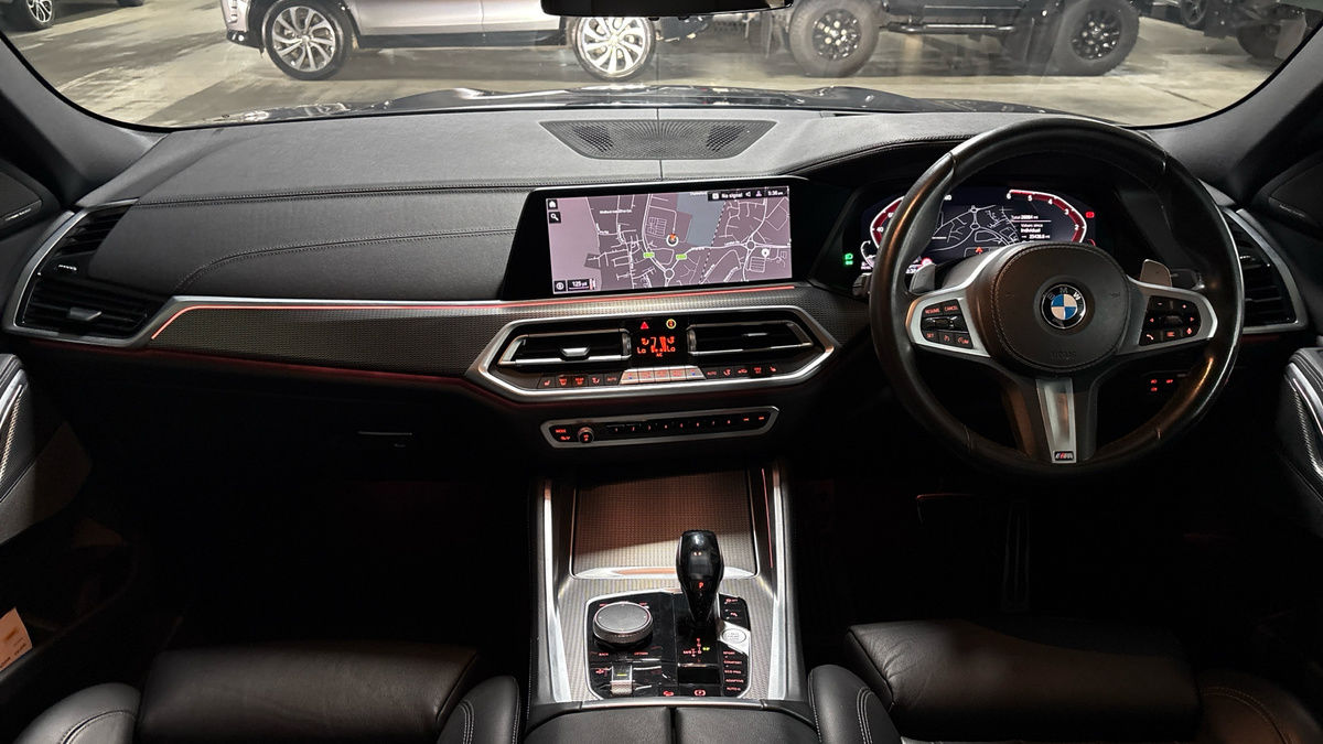 BMW X6 Image 12
