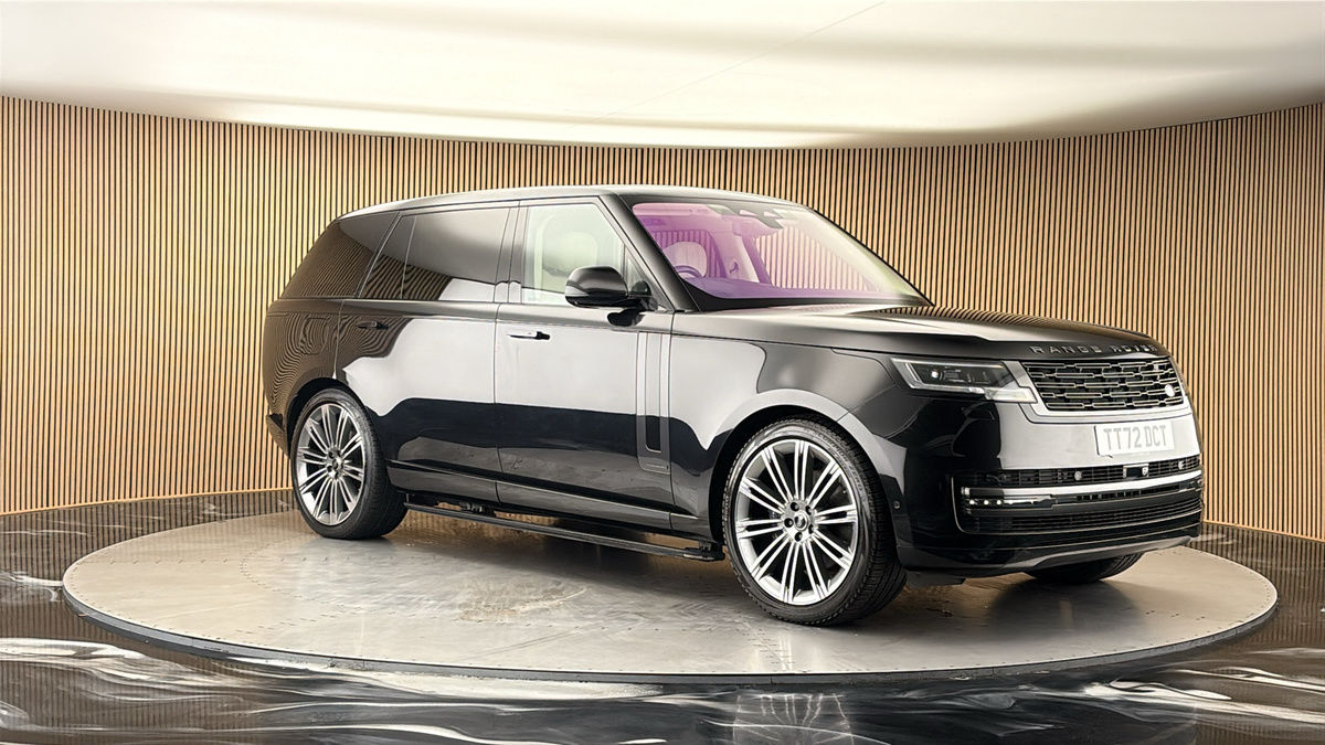 More views of Land Rover Range Rover