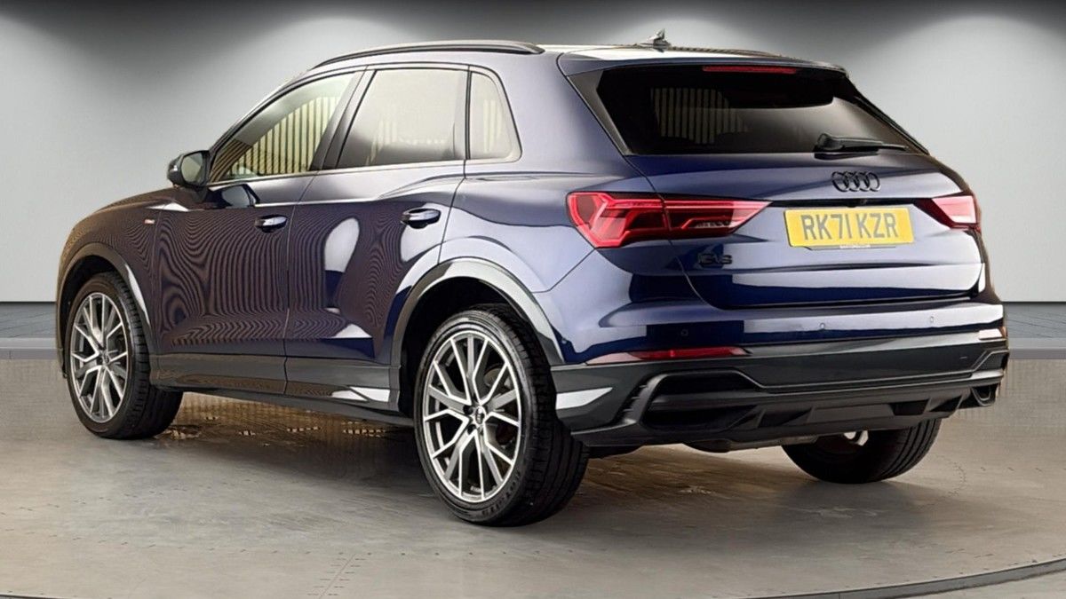 Audi Q3 Image 2