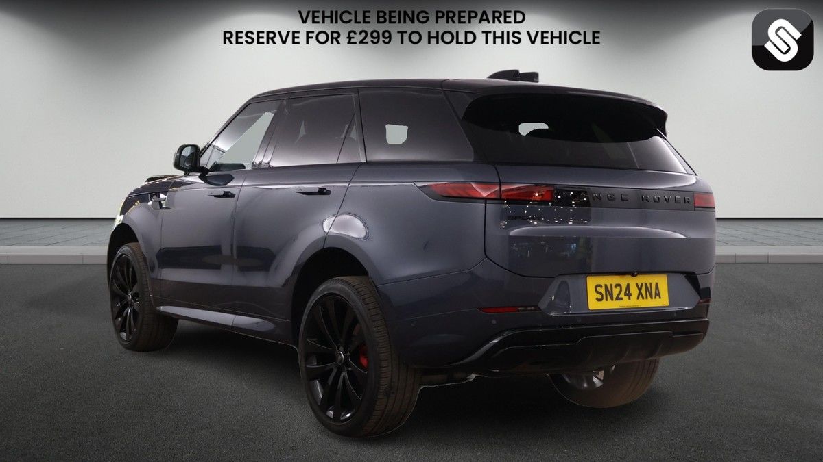 Land Rover Range Rover Sport Image 3