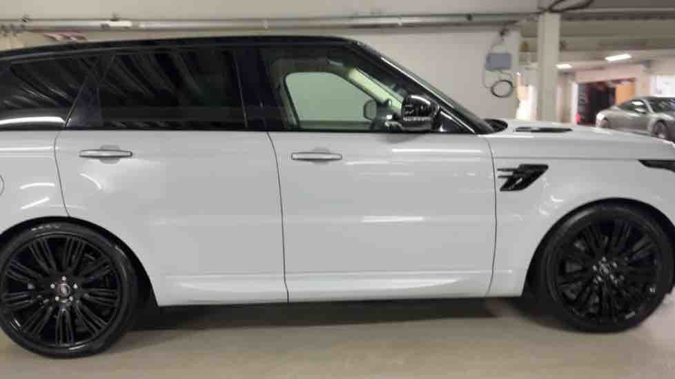 More views of Land Rover Range Rover Sport