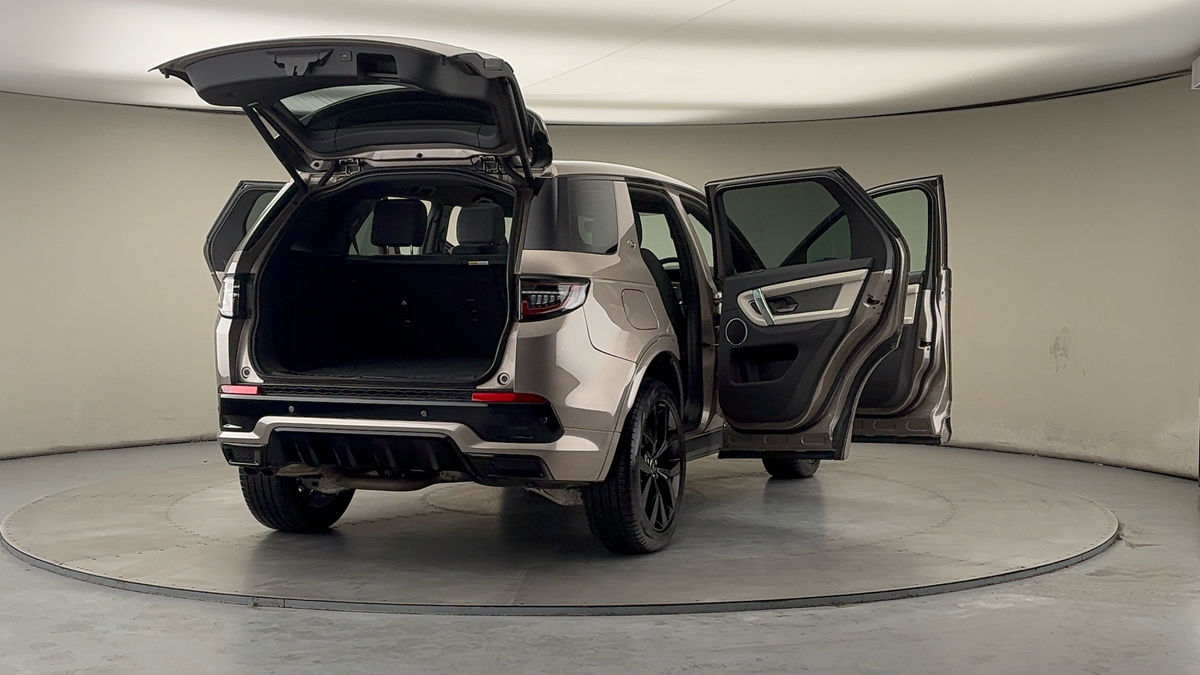 More views of Land Rover Discovery Sport