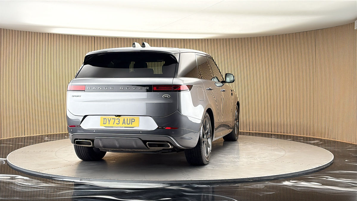 More views of Land Rover Range Rover Sport