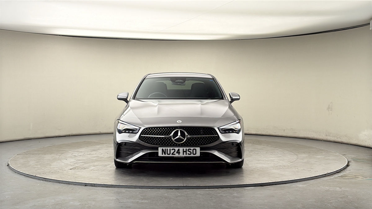 Mercedes-Benz CLA Image 3