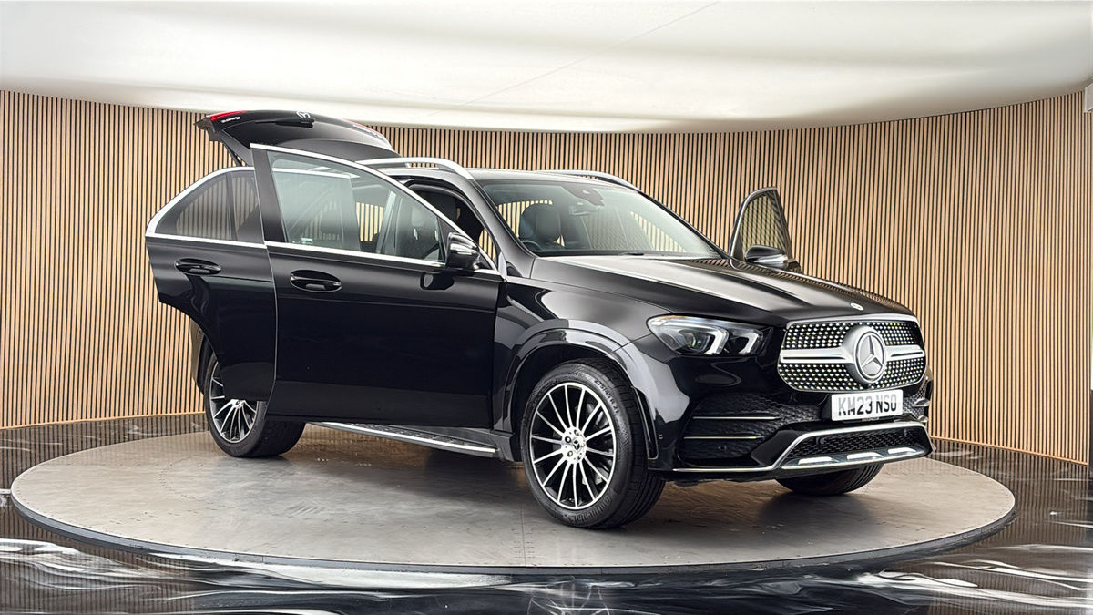 More views of Mercedes-Benz GLE