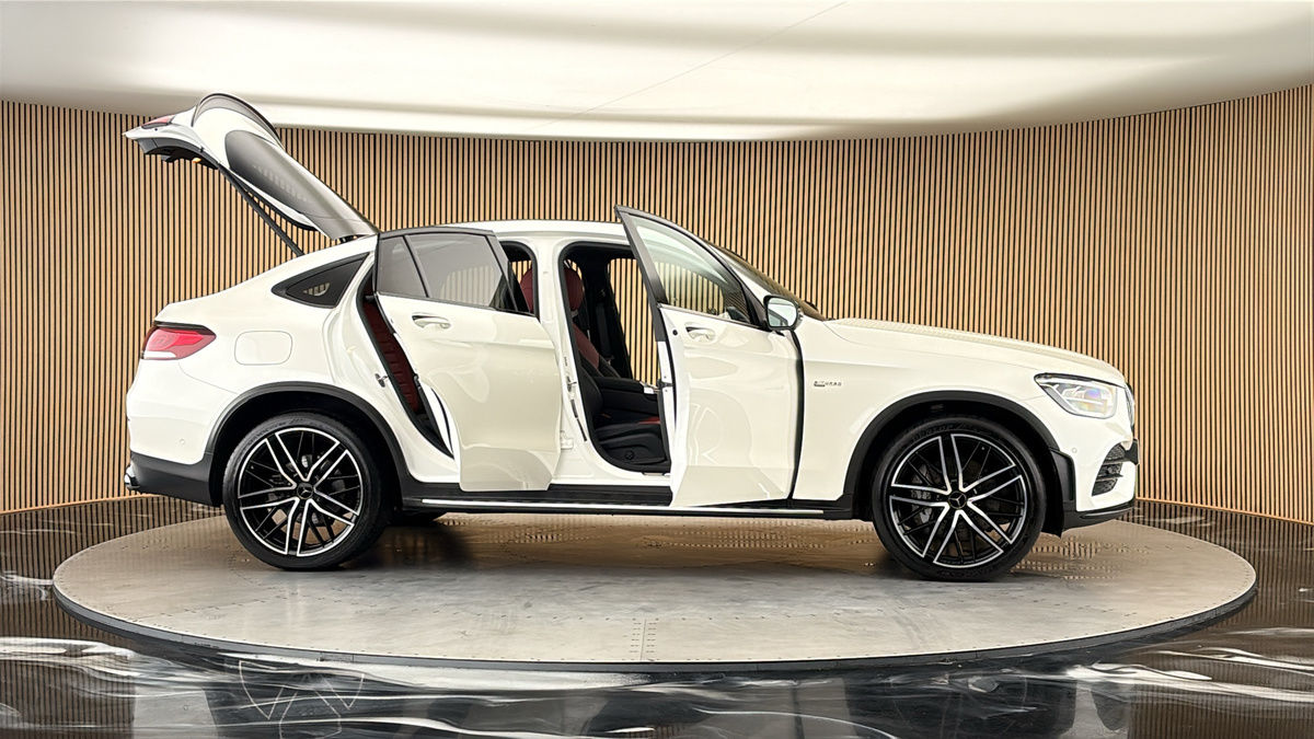 More views of Mercedes-Benz GLC
