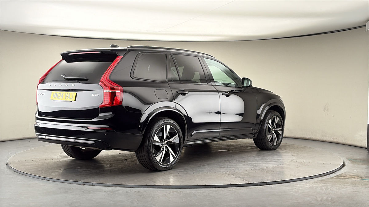 Volvo XC90 Image 21