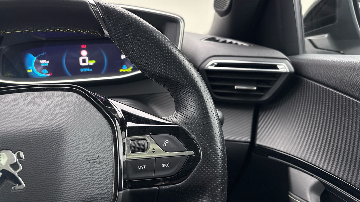 Peugeot E-2008 Image 14