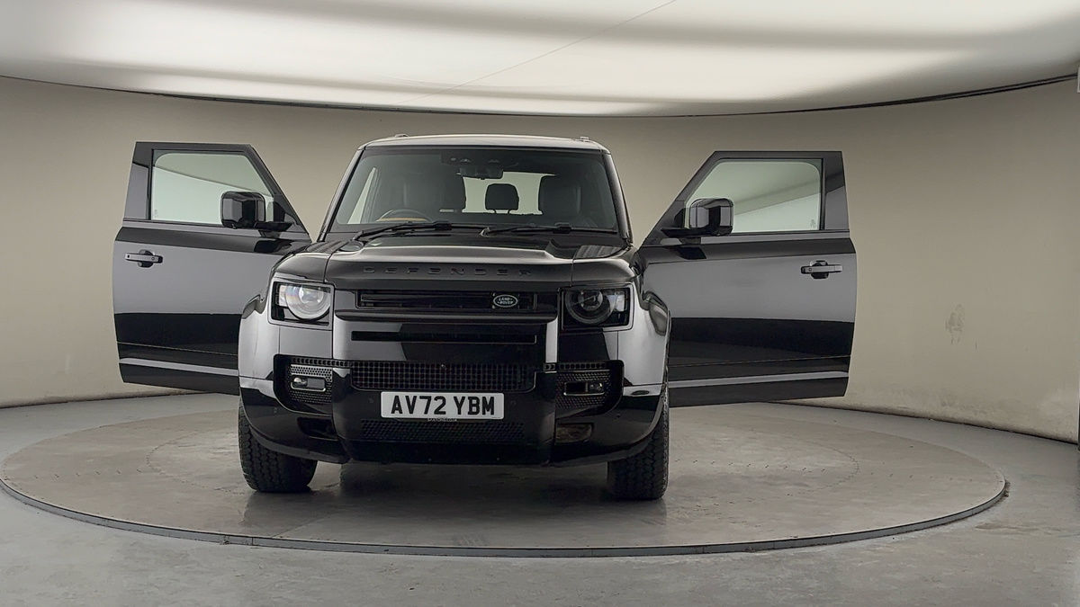 More views of Land Rover Defender 90