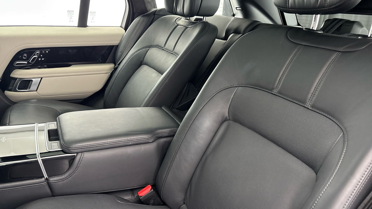 Land Rover Range Rover Image 9