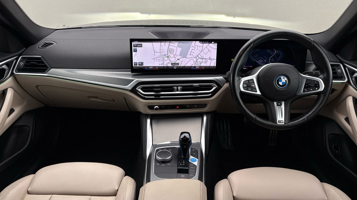BMW i4 Image 12