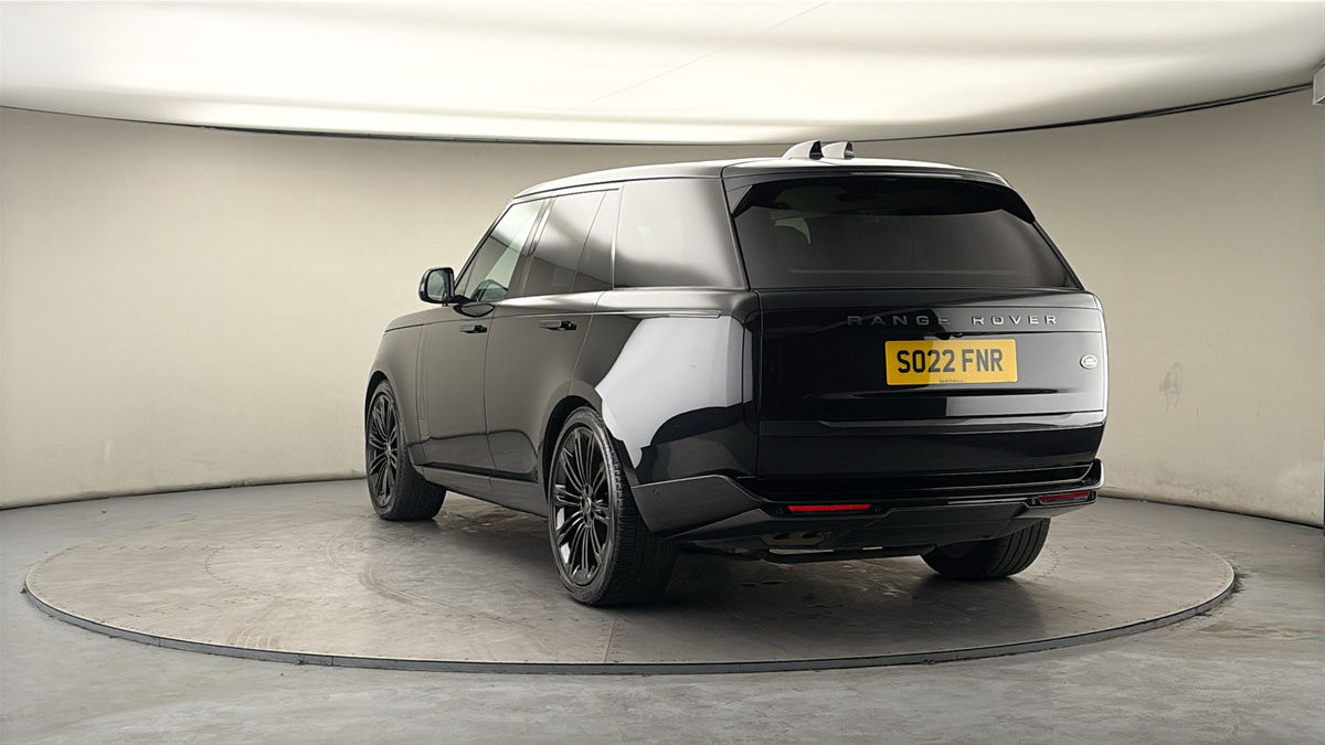 More views of Land Rover Range Rover