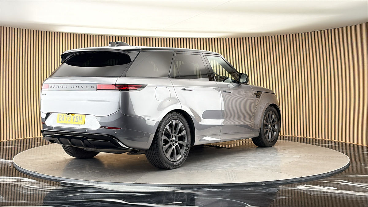 More views of Land Rover Range Rover Sport