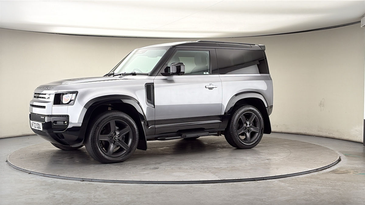 More views of Land Rover Defender 90