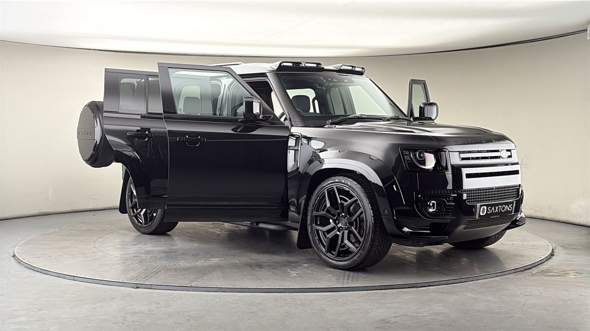More views of Land Rover Defender 110