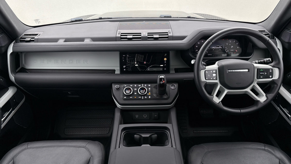 Land Rover Defender 90 Urban Image 24