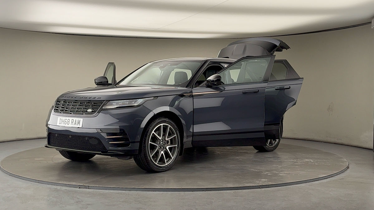 More views of Land Rover Range Rover Velar