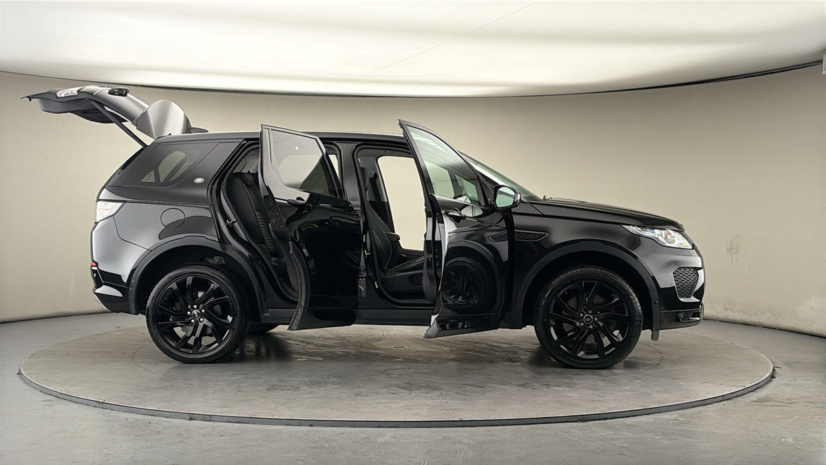 More views of Land Rover Discovery Sport