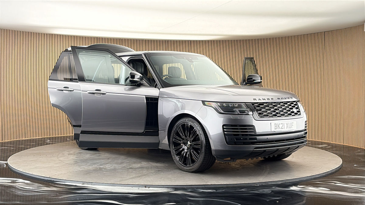 More views of Land Rover Range Rover