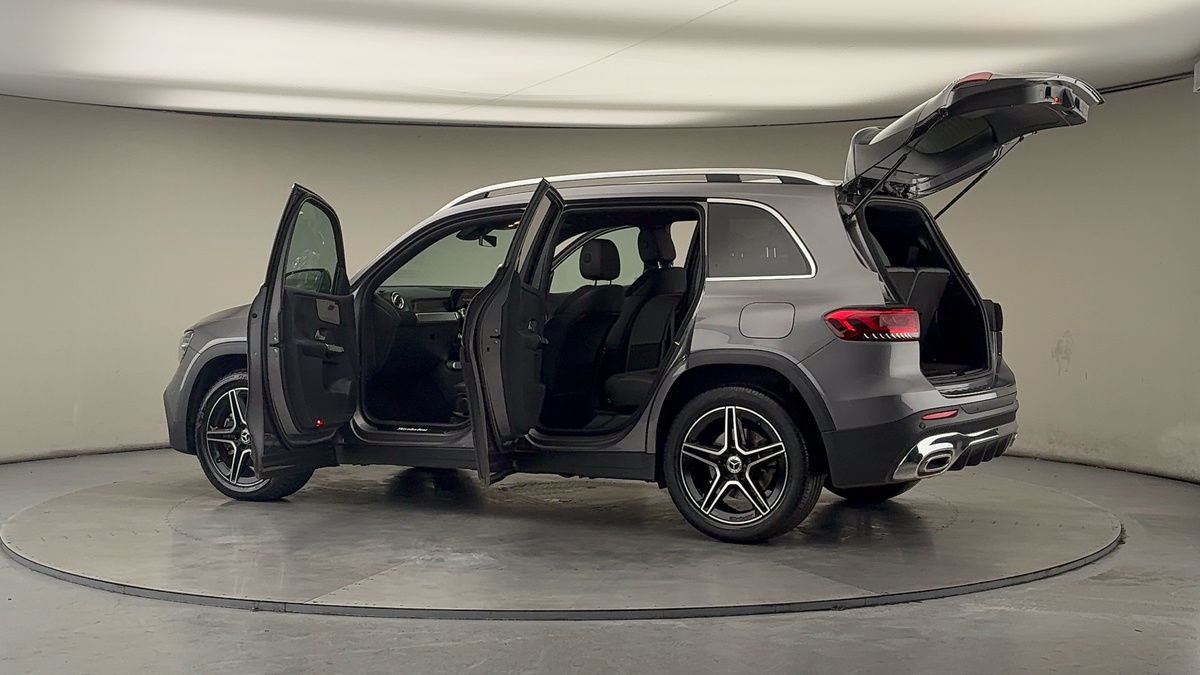 More views of Mercedes-Benz GLB