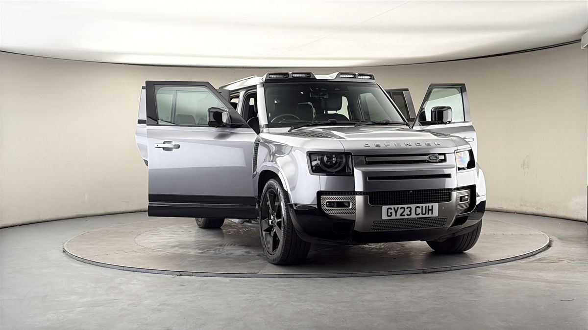 More views of Land Rover Defender 130