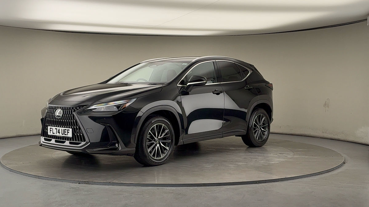 Lexus NX Image 20